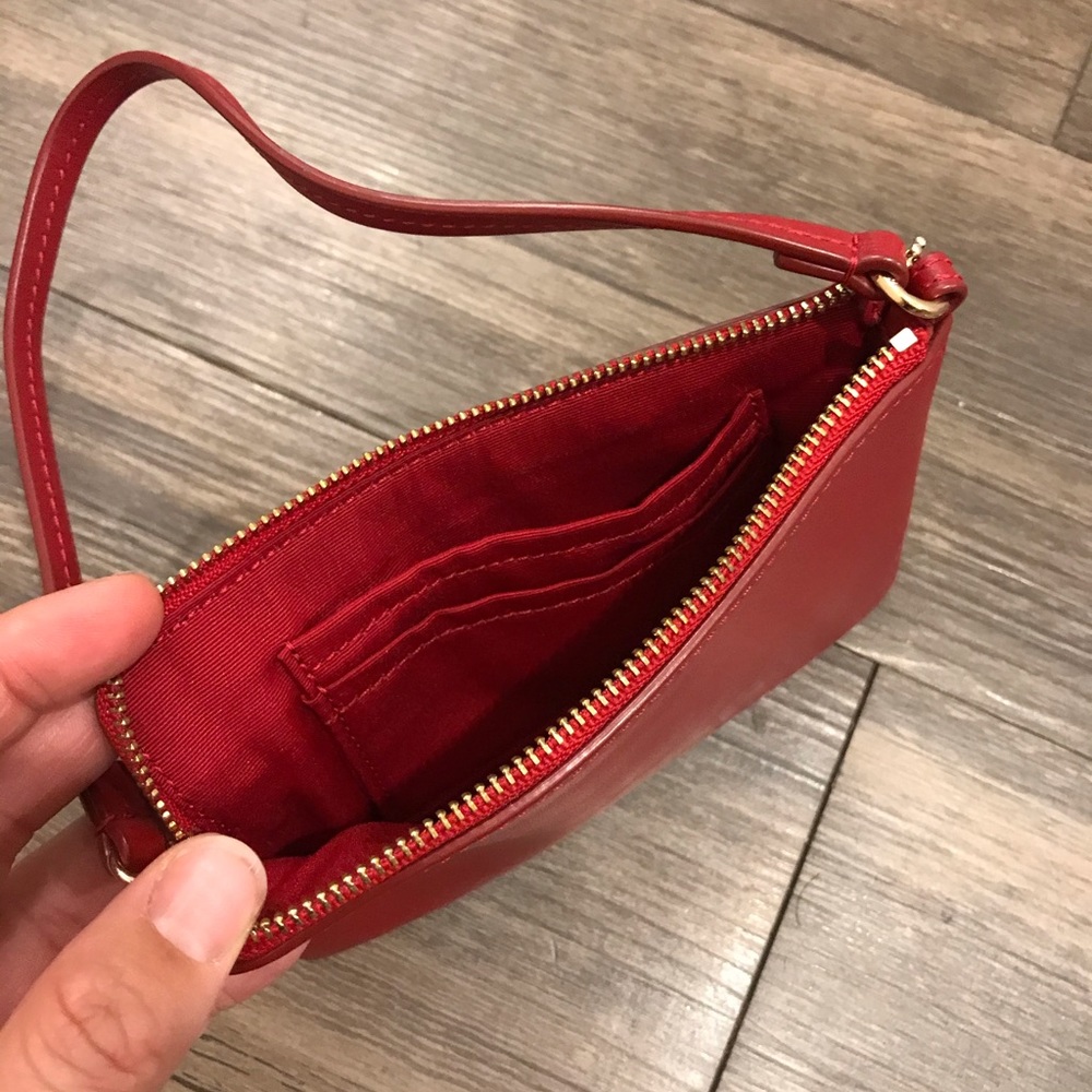 Red leather Coach wristlet - Picture 7 of 7